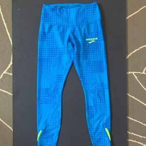 Brooks leggings